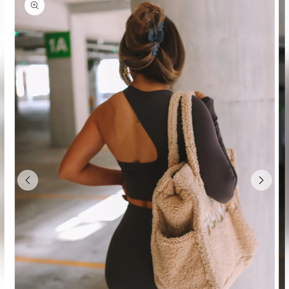 Gray One-Shoulder Long Sleeve Top
